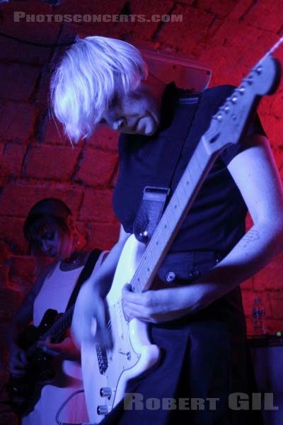 DILLY DALLY - 2018-10-08 - PARIS - Le Klub - 